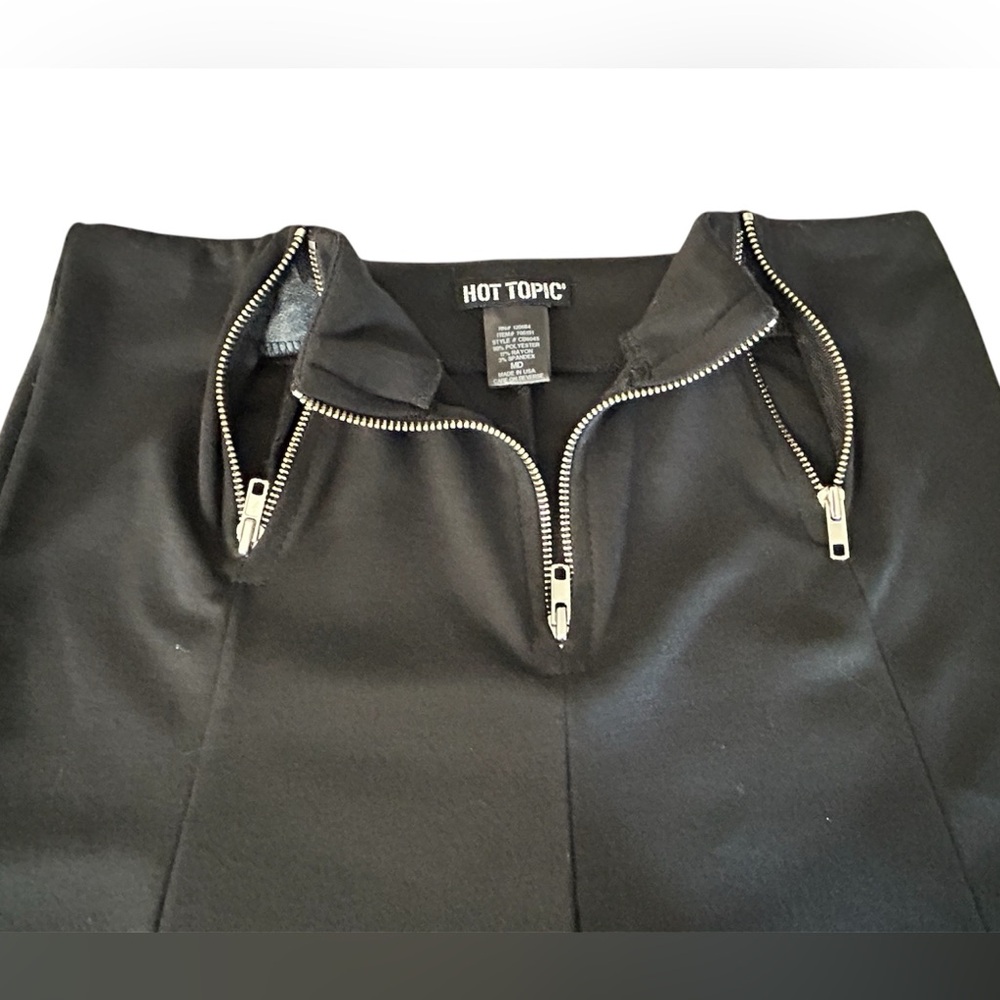 Hot Topic Black Mini Skirt Triple Zippers Stretch Goth Grunge Size M - Picture 5 of 9